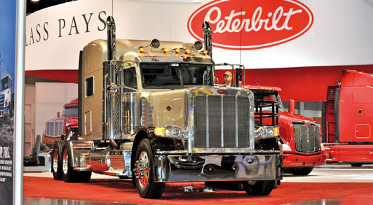 Salones: Mid America Trucking Show