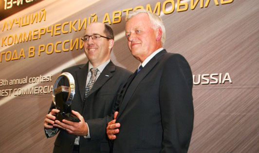 Pieter Wieman con el Van of the Year 2014 Stephen Lesh Connect en Ford