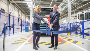 DAF inaugura su nueva planta de montaje de camiones eléctricos