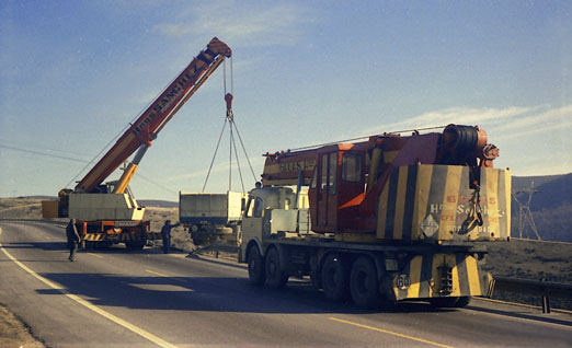 Gruas Hermanos Sánchez