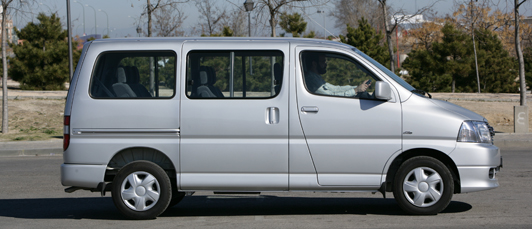 Prueba de Toyota Hiace Combi DXL 2.5 D-4D