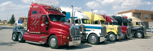 TUNING: 2ª concentración de camiones en Iniesta