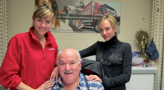  Josep Valldeperas con sus hijas