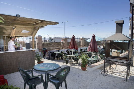 Terraza del asador Venta de abajo