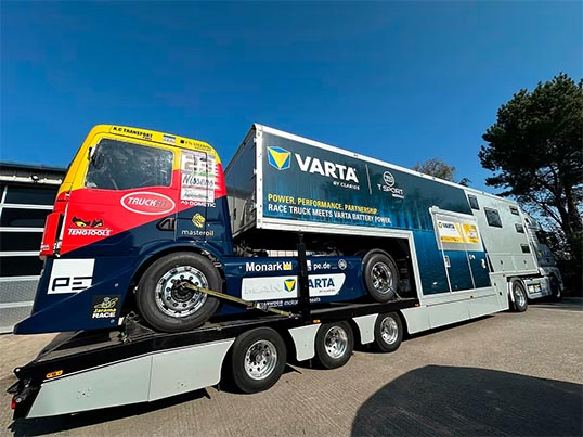 Camión de Antonio Albacete con batería VARTA en el ETRC
