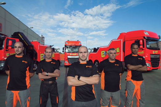 Equipo de Gruas Bosque