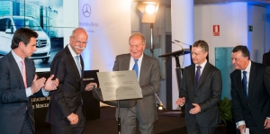 Su Majestad el Rey en la fábrica de Mercedes-Benz