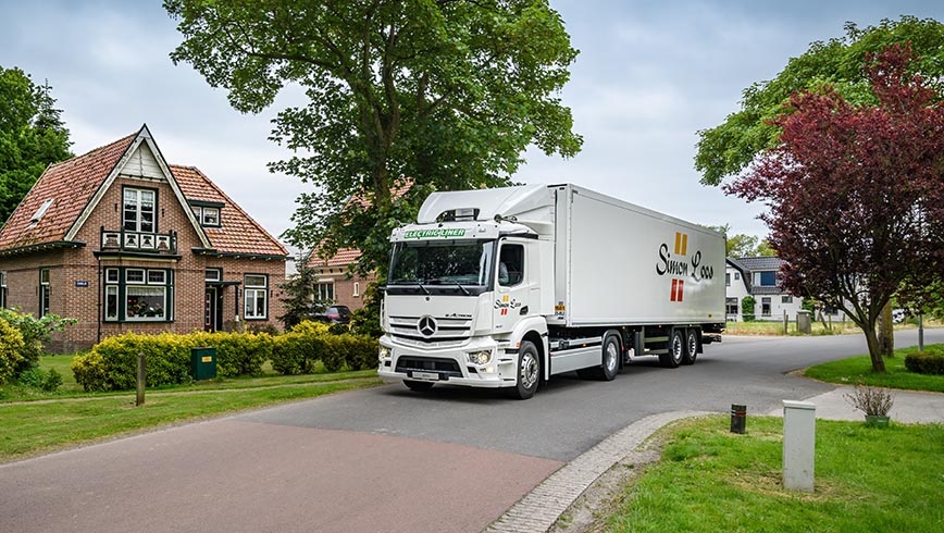 Camión Mercedes eActros 300 de Simon Loos