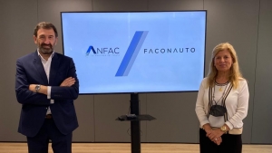 Hoja de ruta para acelerar la electromovilidad de ANFAC y FACONAUTO