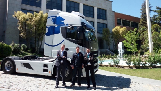 Entrega IVECO STRALIS E.L PEGASO.jpg