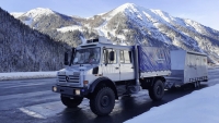 Mercedes-Benz Unimog U 4000