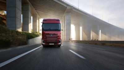 Nuevo Ford Trucks F-MAX: diseño y eficiencia en tractoras