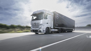 Camión de hidrógeno líquido de Mercedes-Benz Truck