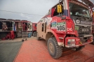 man en el Dakar de los camiones