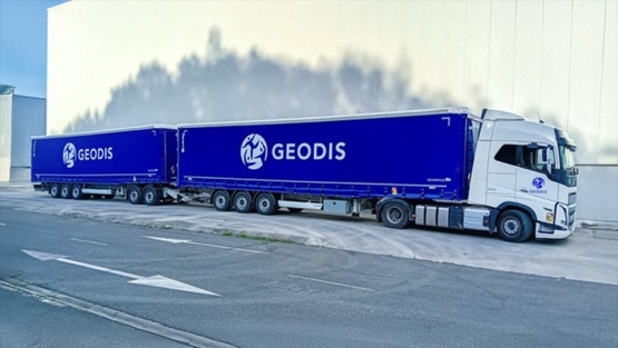 Duotráiler de GEODIS