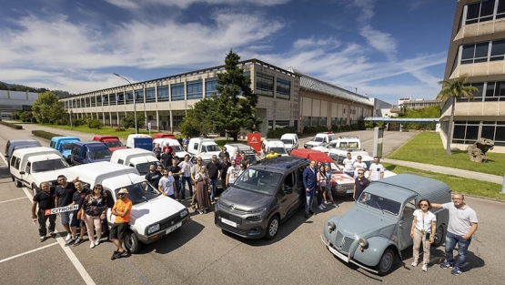 Concentración de furgonetas Citroën C15 en vigo