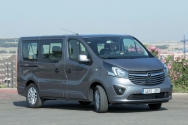 Opel Vivaro Combi9 Biturbo 140 CV