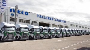 CAmiones IVeco S-WAY de la empresa Transportes Luis Recuenco