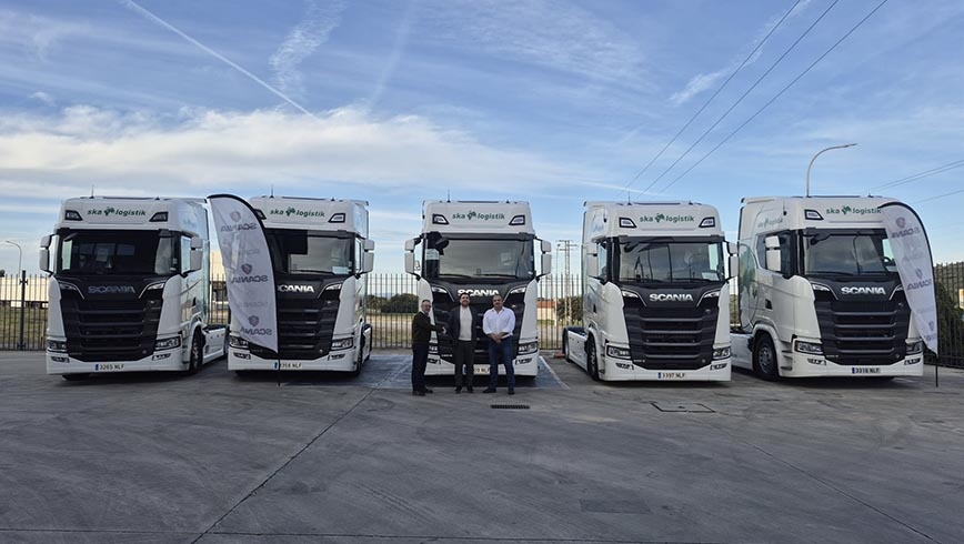 SKA Logistik suma 5 Scania V8