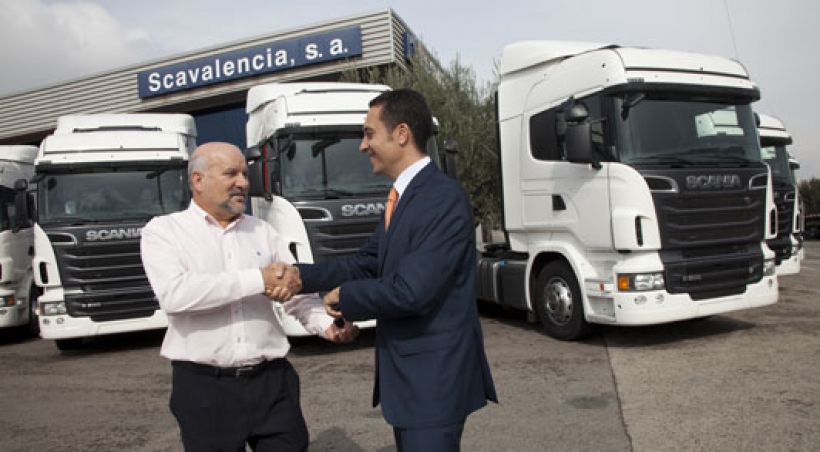 Scania R 500 V8 de llacer y Navarro