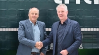 De izquierda a derecha: Gerhard Berger y Andreas Schmitz