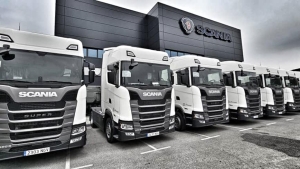 20 camiones Súper 460 S de Juan Francisco Aranda S.L.