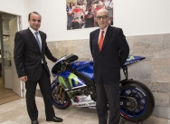 Firma del acuerdo entre Dorna Sports y Scania