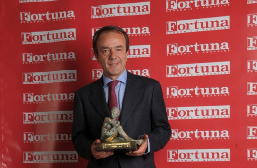 Natale Rigano con el premio Fortuna