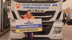 Salida del camión solidario de Andamur en Lorca