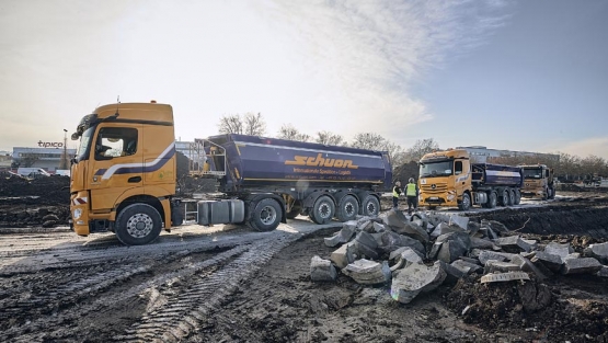 Mercedes-Benz Actros 1848 LS 4x2 de Schuon 