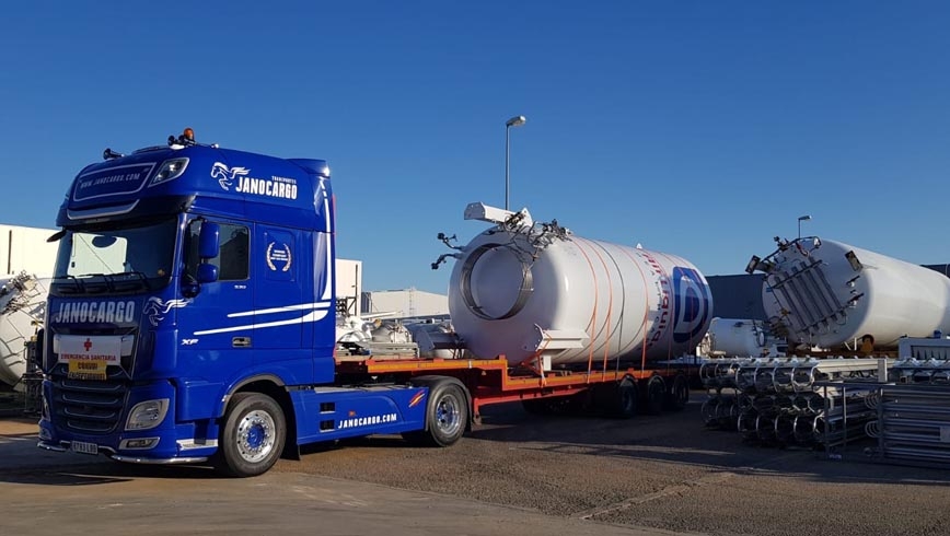 Transporte de oxígeno líquido