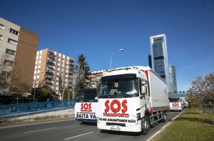 Marcha lenta de camiones a la entrada de Madrid