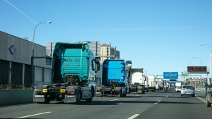 Marcha lenta de camiones en Madrid
