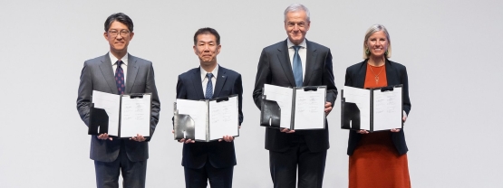 Karin Rådström, CEO de Daimler Truck, Koji Sato, CEO de Toyota, Karl Deppen, CEO designado de la nueva holding y Satoshi Ogiso, CEO de Hino