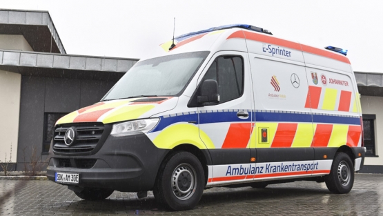 Ambulancia sobre la base de la Mercedes-Benz eSprinter