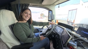 Flori Iakab (@floriiakng en Instagram)