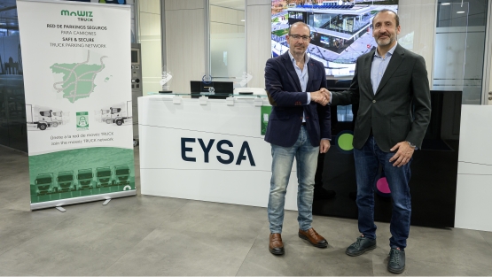 Javier Delgado, CEO de EYSA, y Carlos Suárez, director B2B de Movilidad de Repsol