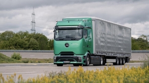 Mercedes-Benz eActros Lowliner