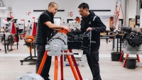 Renault Trucks refuerza su papel como socio de los profesionales del transporte