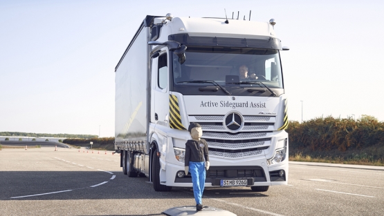 Sistemas de seguridad de Mercedes-Benz Trucks