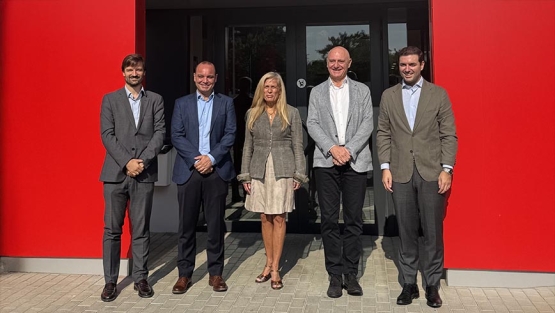 Renault Trucks España muestra su nueva sede de Getafe a la Comunidad de Madrid