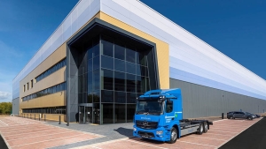 Nuevo centro de distribución de Mercedes-Benz Trucks